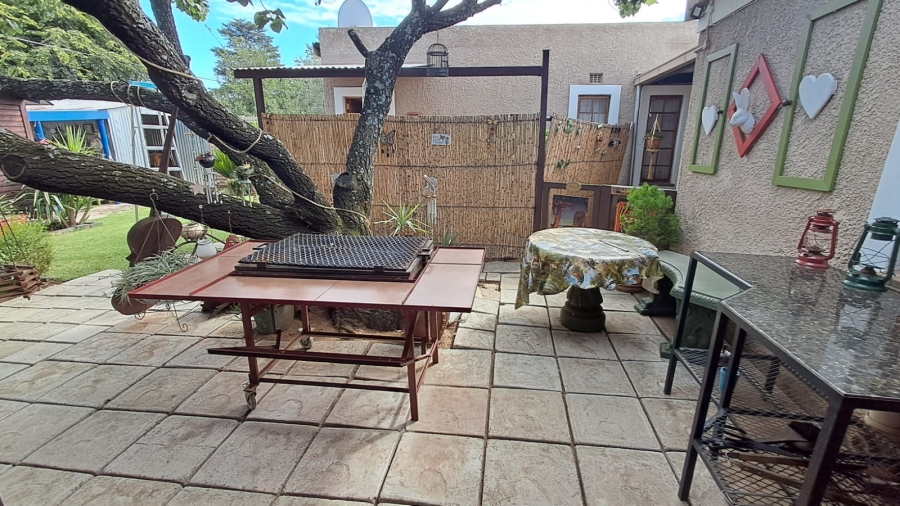 6 Bedroom Property for Sale in Parys Free State